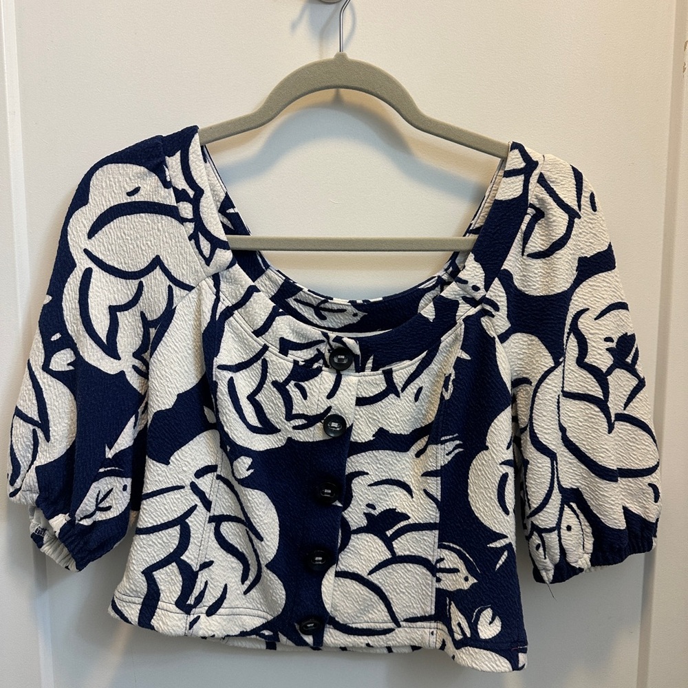 Maeve Anthropologie Button Up Puff Sleeve Crop Top Navy Blue White Floral